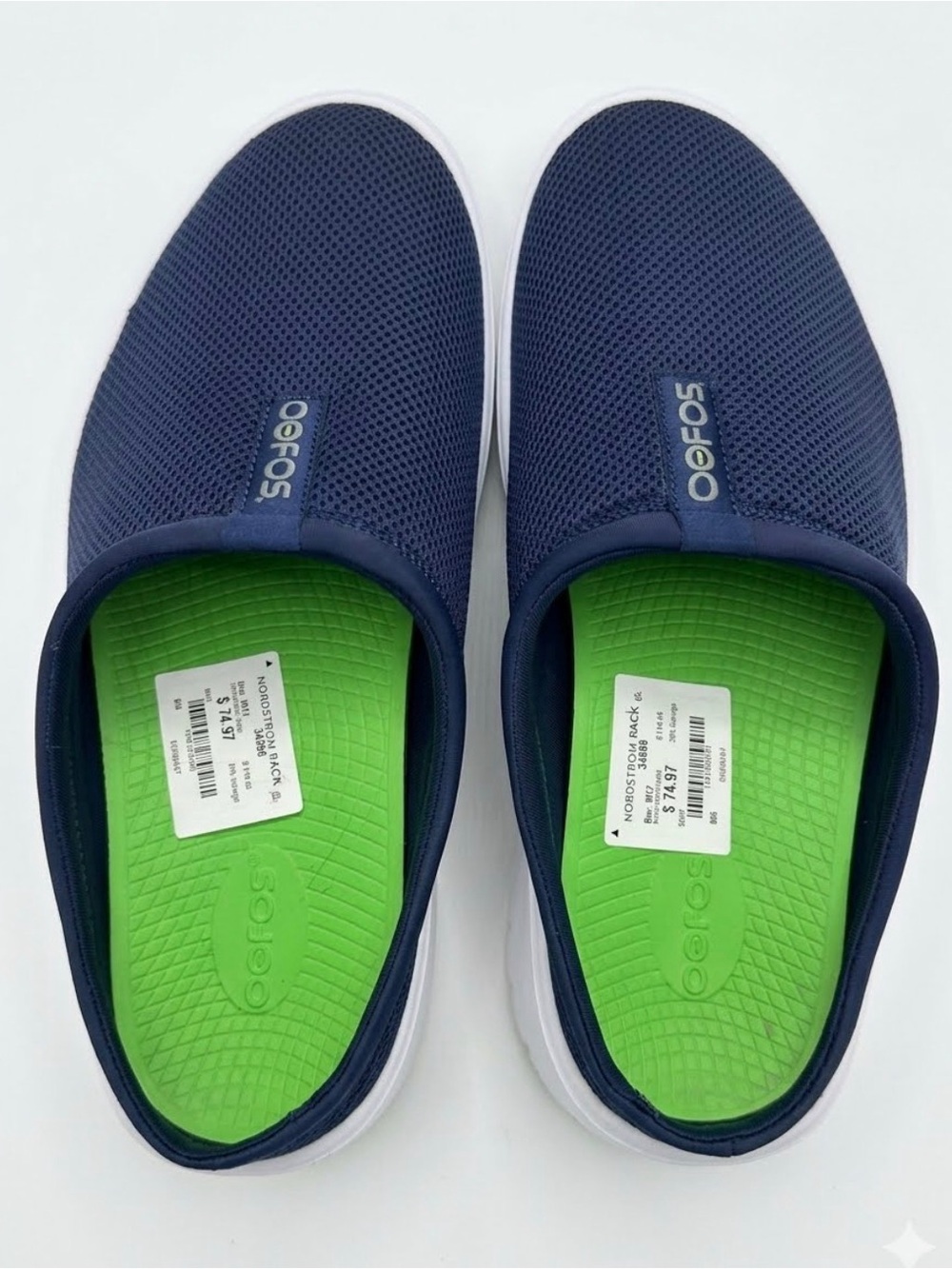 New OOFOS OOcoozie Navy Slip-On sport Miles with Bright Green Insole. Mens  12